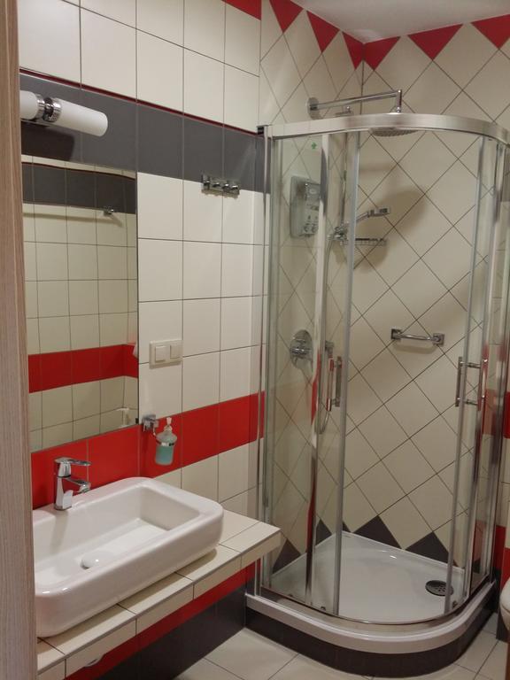 Osrodek Wczasowy Paradise Krynica Zdroj Phòng bức ảnh